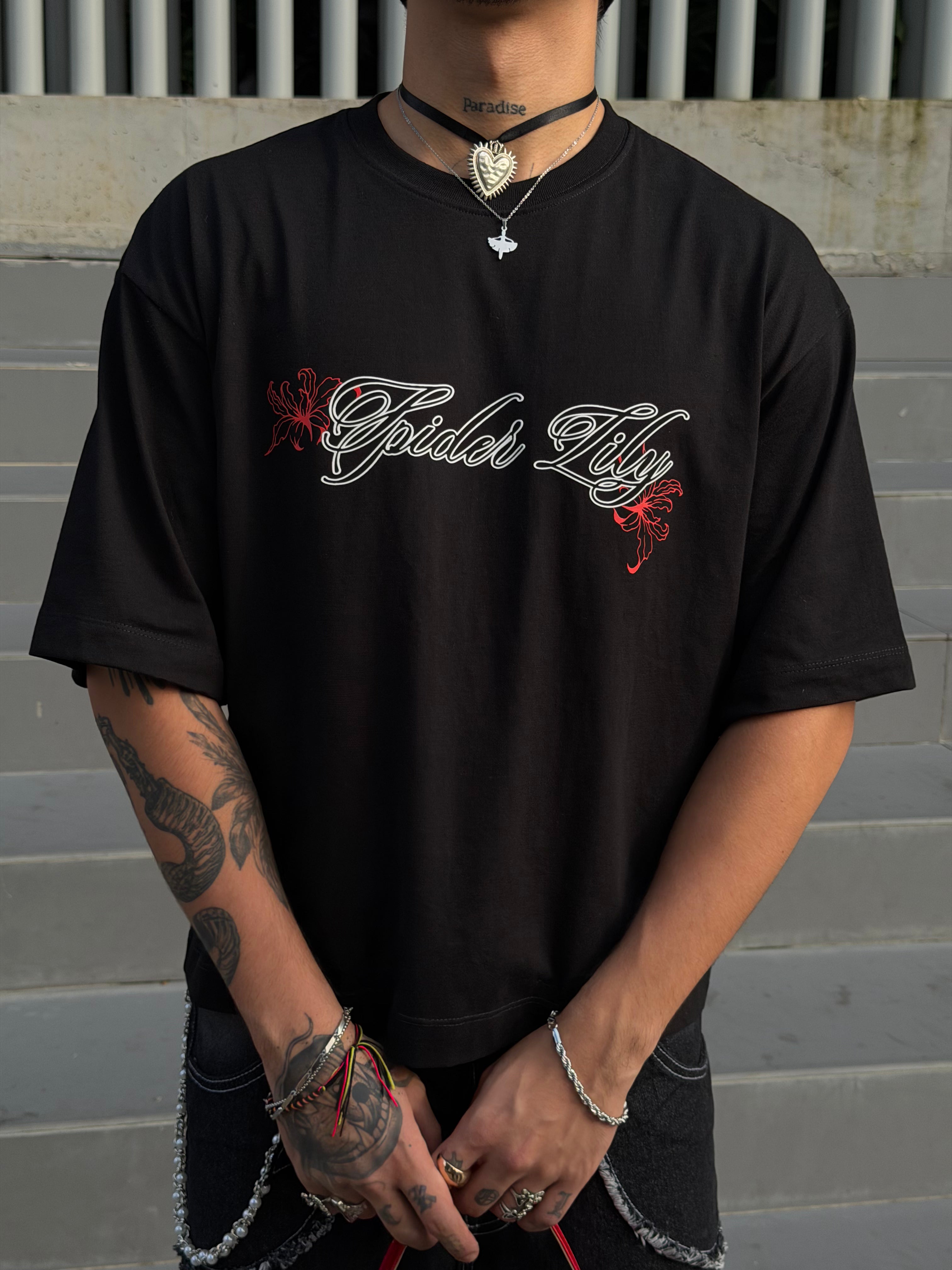 Camiseta Spider Lily