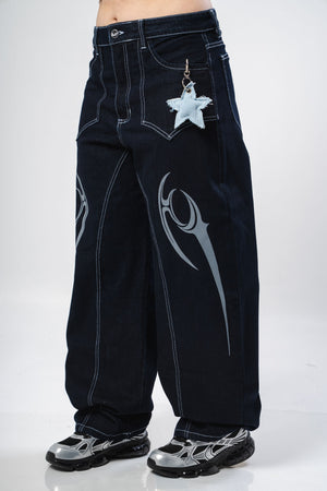 Barrel jeans azul corte curvo CHILL - denim streetwear hecho en colombia