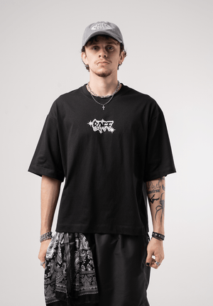 Camiseta boxy fit CHILL — streetwear hecho en Colombia