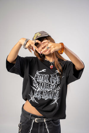 Camiseta boxy fit CHILL - streetwear hecho en colombia