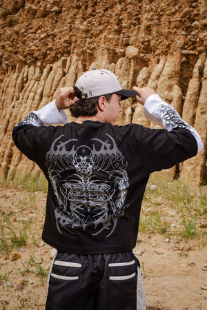 Camiseta Manga larga Graveborn