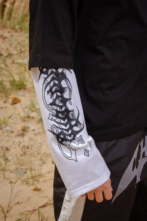 Camiseta Manga larga Graveborn