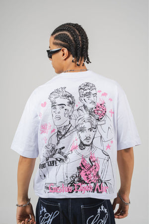 Camiseta CHILL oversize boxy fit blanca — algodón con estampado emo-rap retrato artístico en serigrafía negro y rosa, streetwear hecho en Colombia