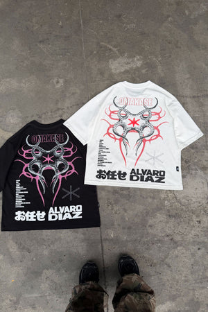 Camiseta Omakase CHILL oversize ivory — algodón peruano 250gr con estampado pulpo y kanjis japoneses en serigrafía rojo y negro, streetwear hecho en Colombia