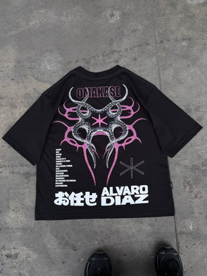 Camiseta Omakase CHILL oversize ivory — algodón peruano 250gr con estampado pulpo y kanjis japoneses en serigrafía rojo y negro, streetwear hecho en Colombia
