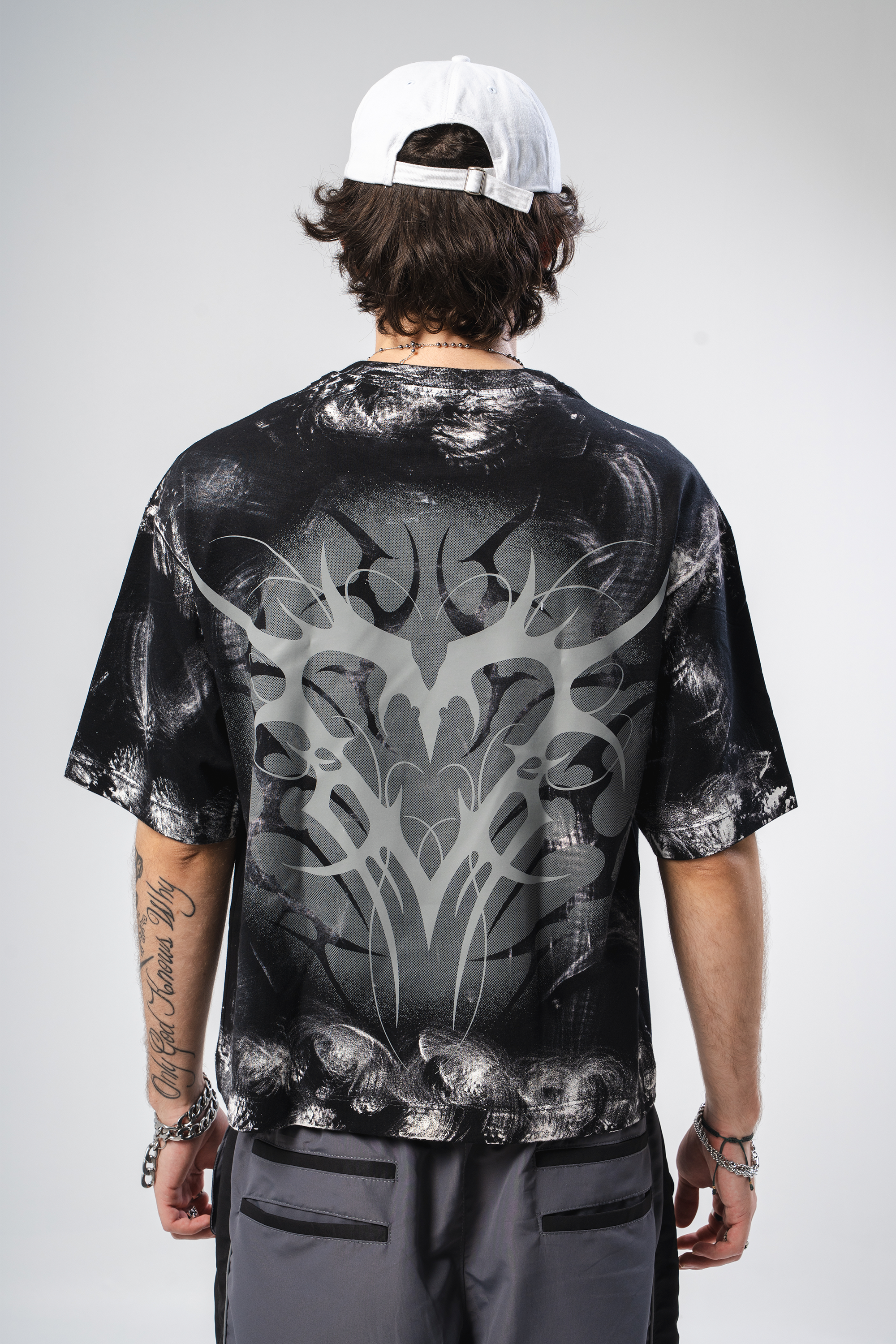 Camiseta Distressed Tribal Heart