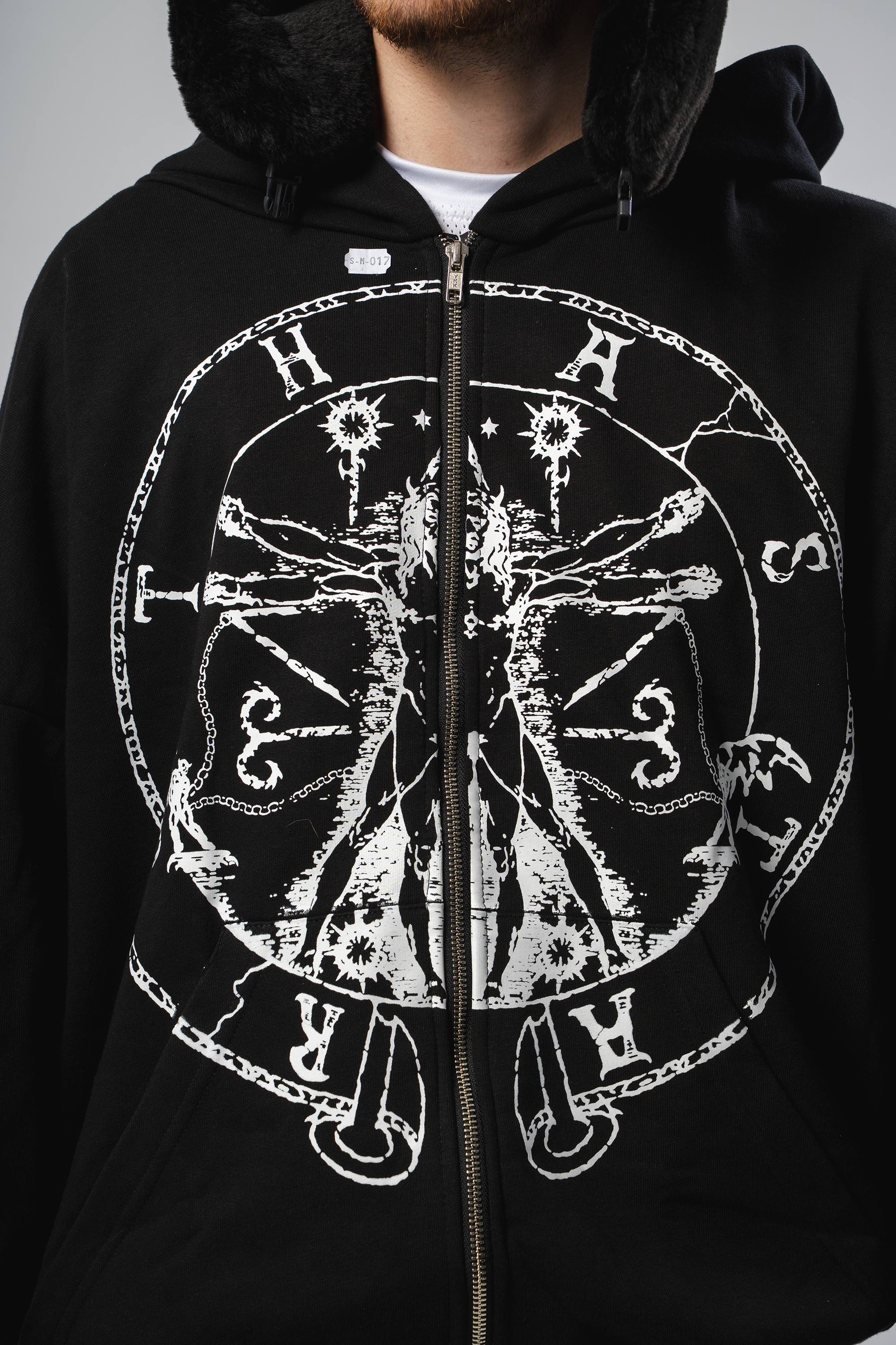 Hoodie Con Cierre Astaroth