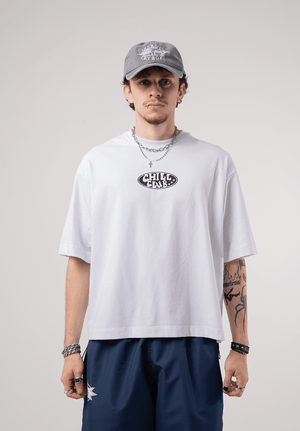 Camiseta boxy fit CHILL — streetwear hecho en Colombia