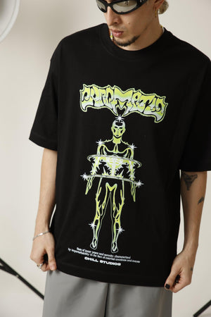 Camiseta oversize fit CHILL — streetwear hecho en Colombia