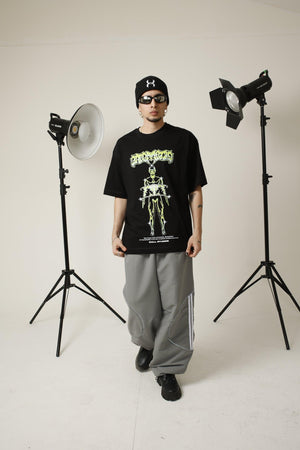 Camiseta oversize fit CHILL — streetwear hecho en Colombia