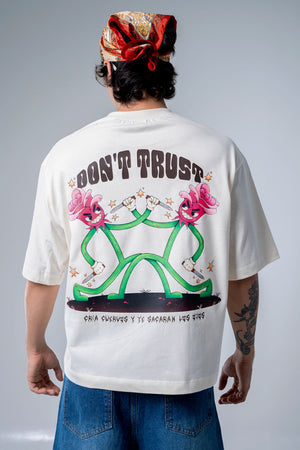Camiseta boxy fit CHILL — streetwear hecho en Colombia