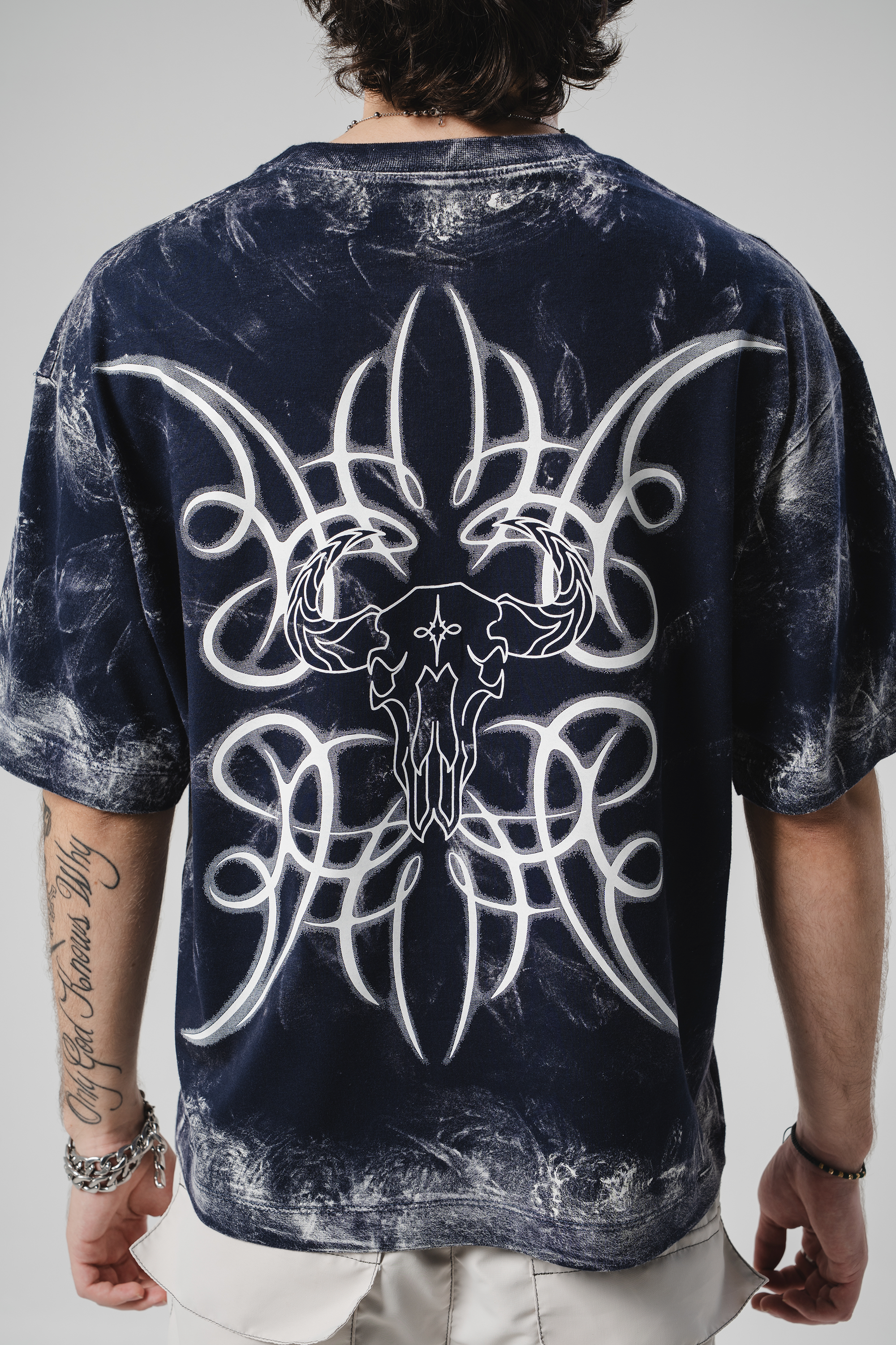 Camiseta Distressed Totem