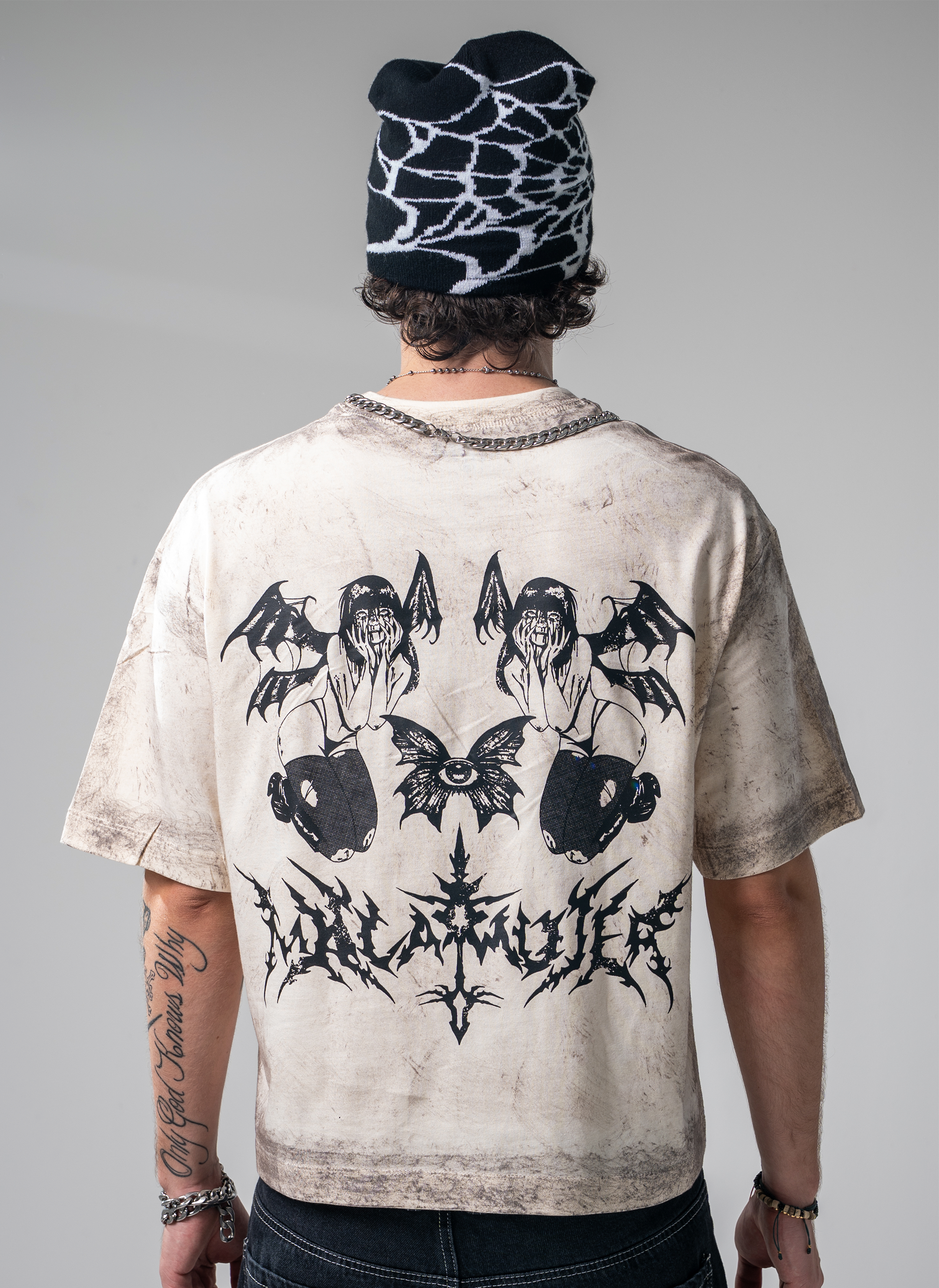 Camiseta Distressed Hadas Góticas