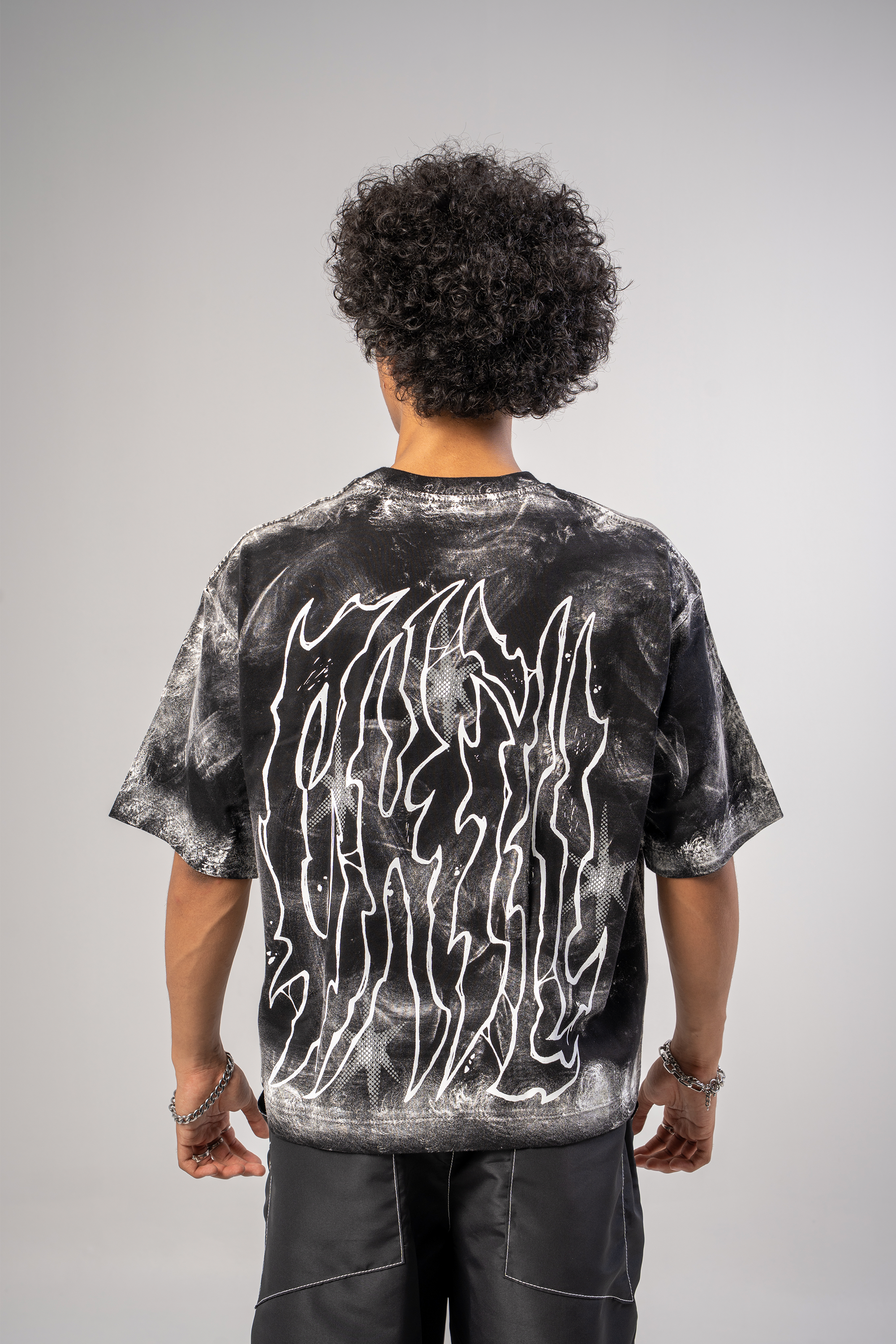 Camiseta Distressed Chill Lover Club