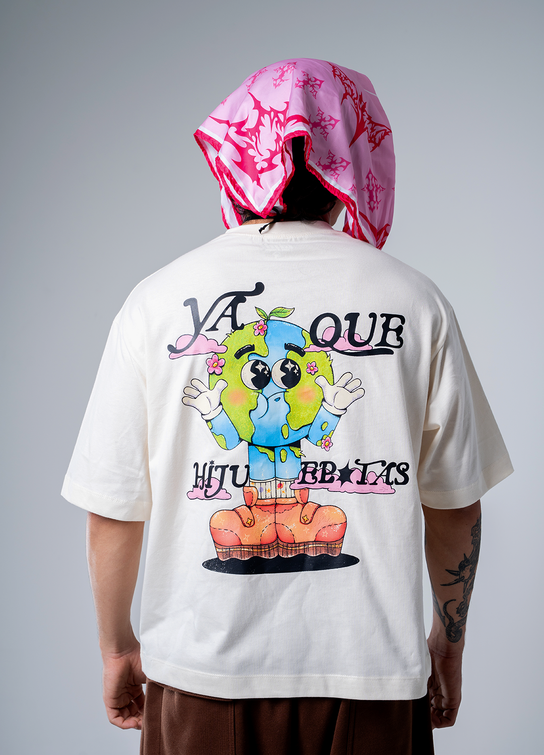 Camiseta Ya Que Hijuemadres