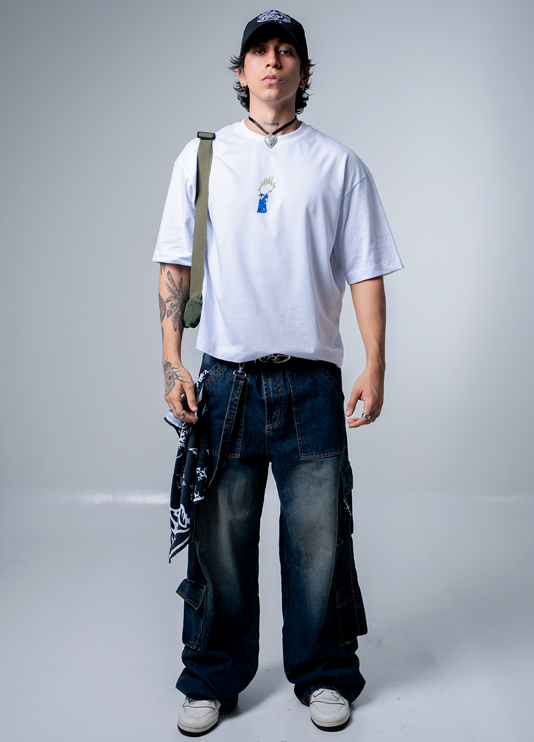 Camiseta Makia animado