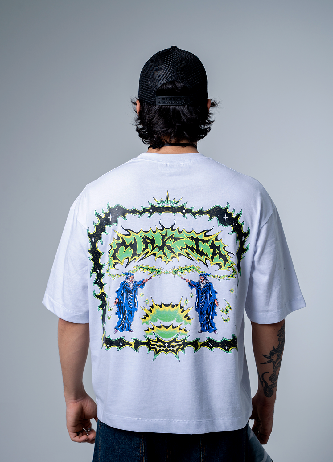 Camiseta Makia animado