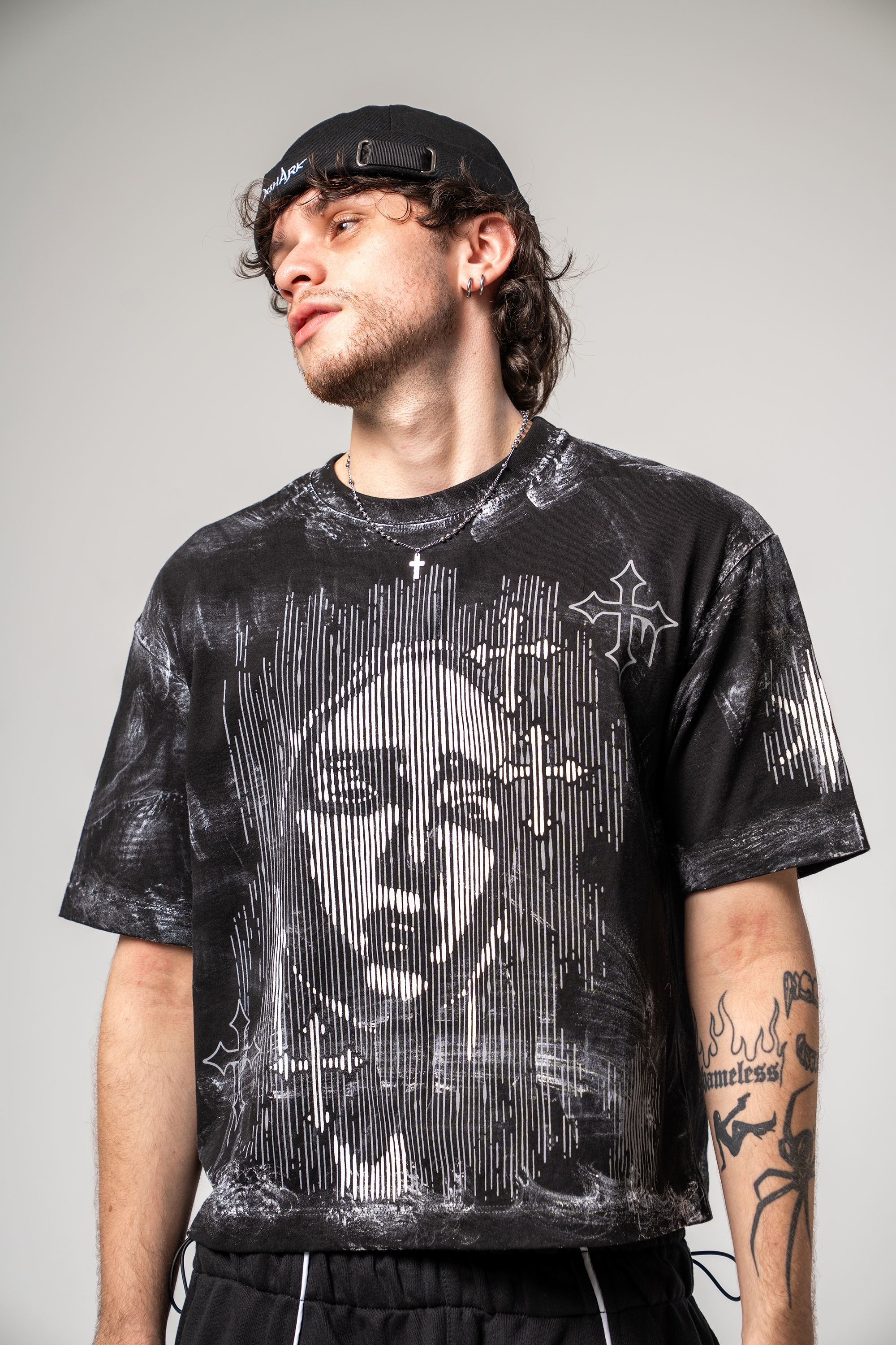 Camiseta Distressed Divino Rostro