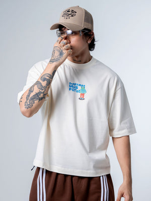 Camiseta boxy fit CHILL — streetwear hecho en Colombia
