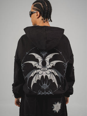 Hoodie con cierre From The Void CHILL negro oversize 400gr — algodón 100% unisex con estampado gótico demonio en serigrafía, cierre YKK y efectos raw edge, streetwear hecho en Colombia
