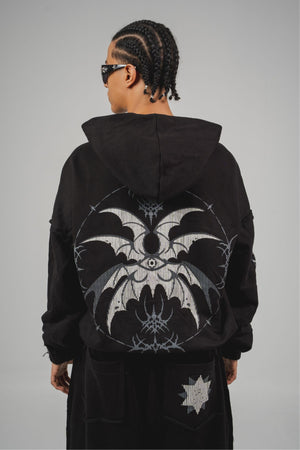 Hoodie con cierre From The Void CHILL negro oversize 400gr — algodón 100% unisex con estampado gótico demonio en serigrafía, cierre YKK y efectos raw edge, streetwear hecho en Colombia