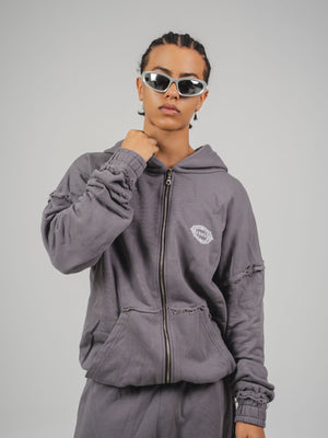 Hoodie Lace CHILL gris oversize 400gr — algodón con doble cierre YKK y detalles raw edge deconstruidos, streetwear hecho en Colombia