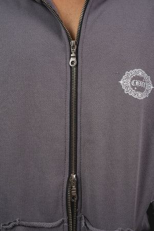 Hoodie Lace CHILL gris oversize 400gr — algodón con doble cierre YKK y detalles raw edge deconstruidos, streetwear hecho en Colombia