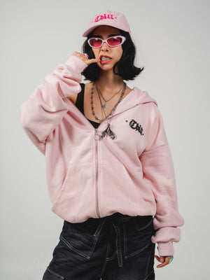 Hoodie con cierre Chill Pink CHILL rosa oversize unisex 400gr — algodón con estampado tribal gótico en serigrafía alto relieve en pecho y espalda, streetwear hecho en Colombia