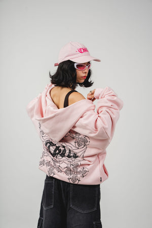 Hoodie con cierre Chill Pink CHILL rosa oversize unisex 400gr — algodón con estampado tribal gótico en serigrafía alto relieve en pecho y espalda, streetwear hecho en Colombia