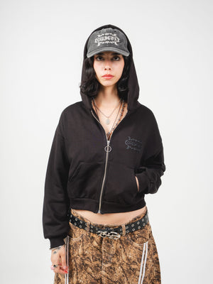 Hoodie con cierre chill core negro cropped 330gr — algodón con logo Chill script en serigrafía, hoodie femenino streetwear hecho en Colombia