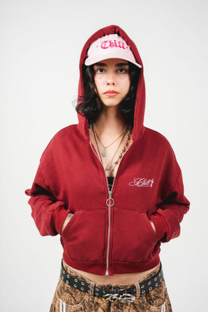 Hoodie con cierre Faith CHILL vinotinto cropped 330gr — algodón con logo Chill script en serigrafía, hoodie femenino streetwear hecho en Colombia