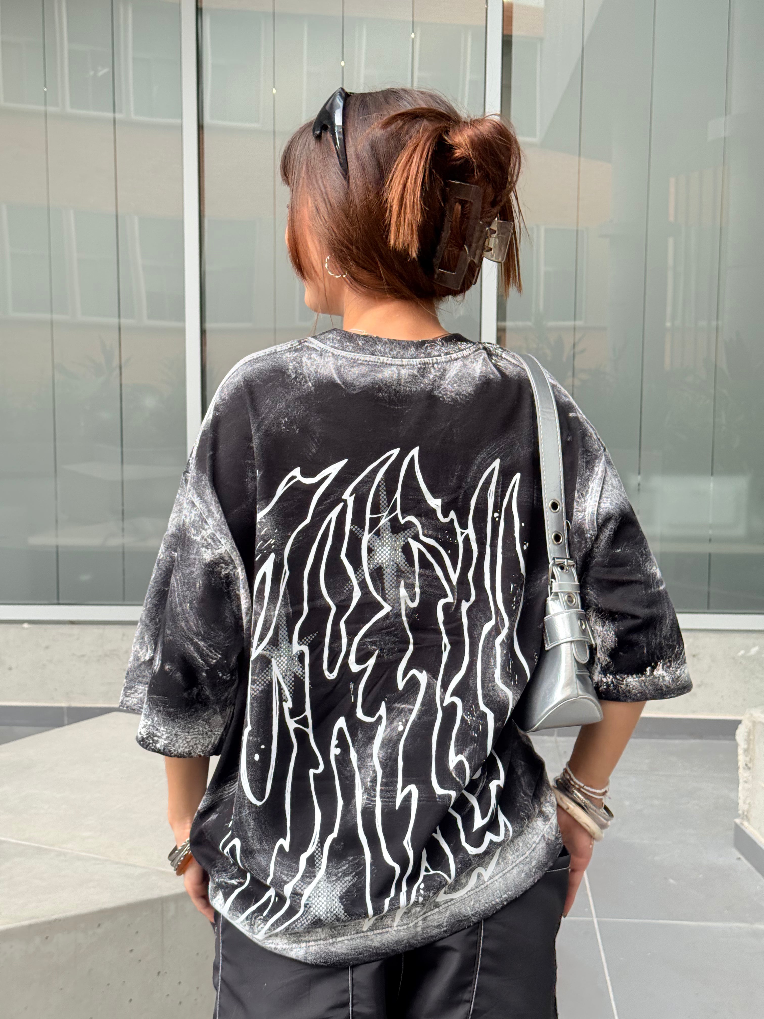 Camiseta Distressed Chill Lover Club