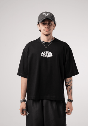 Camiseta boxy fit CHILL — streetwear hecho en Colombia