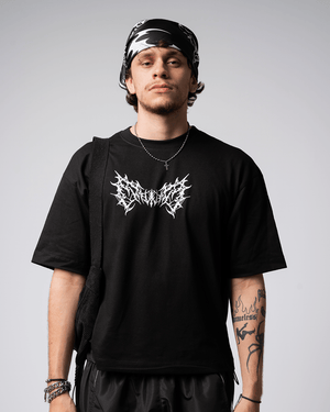 Camiseta boxy fit CHILL — streetwear hecho en Colombia